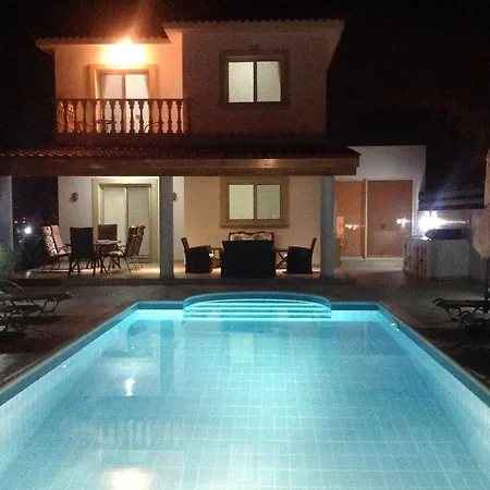 Villa Jeanne Paphos